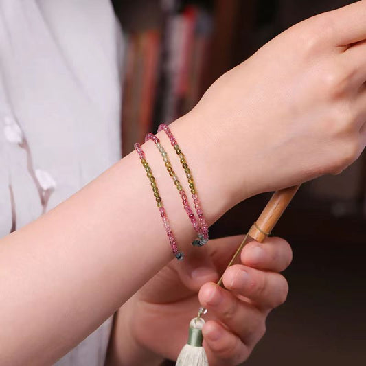 Tourmaline bead three circle bracelet